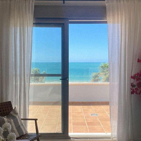 Atico Al Sol En Primera Linea De Playa Appartement Rota Buitenkant foto